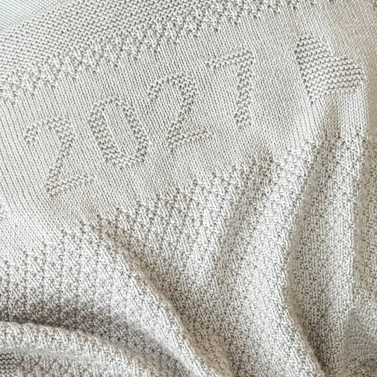 Baby's First Year 2027 - Baby Blanket Knitting Pattern (PDF)
