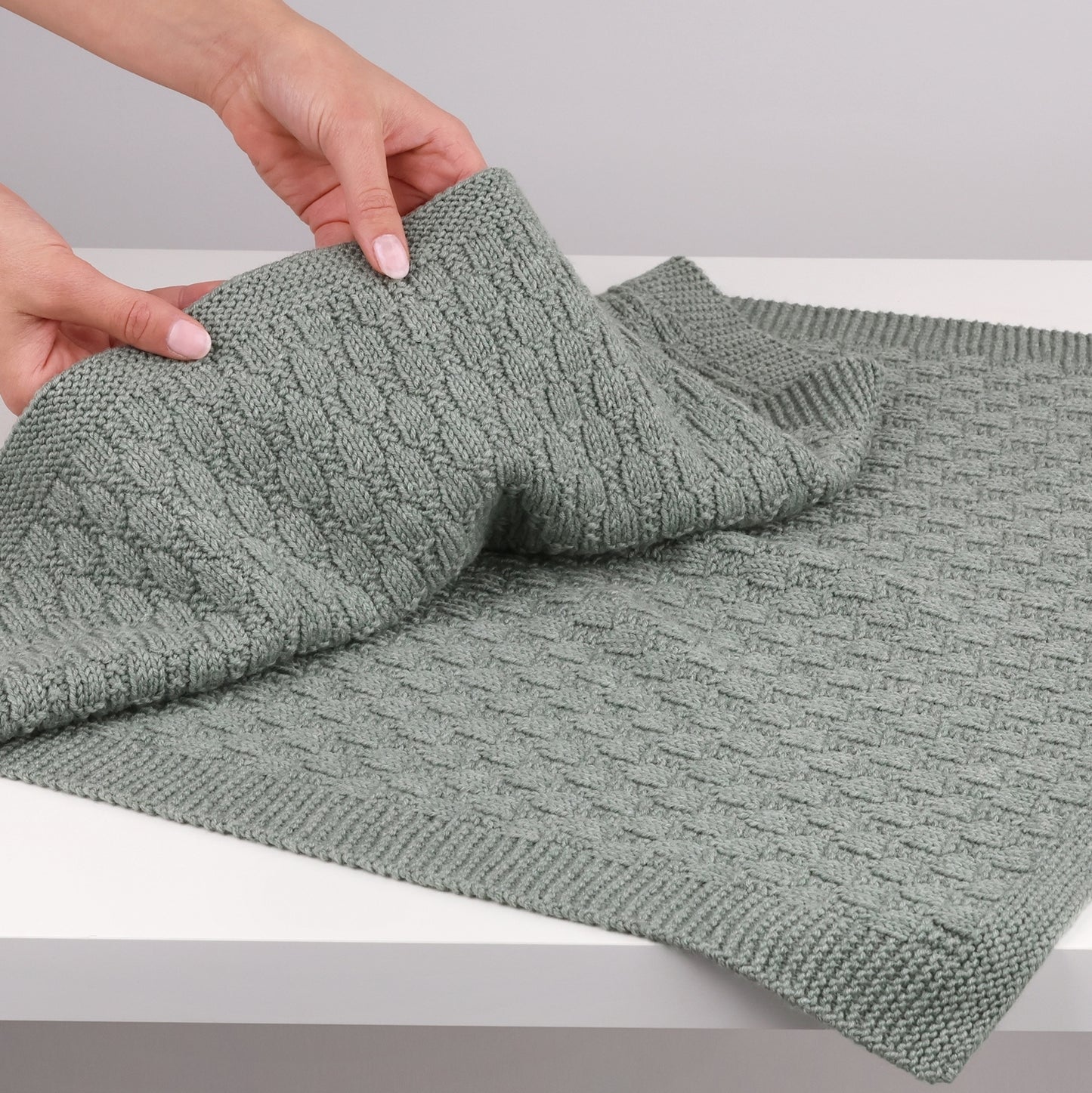 Crystal Water - Blanket Knitting Pattern (PDF)