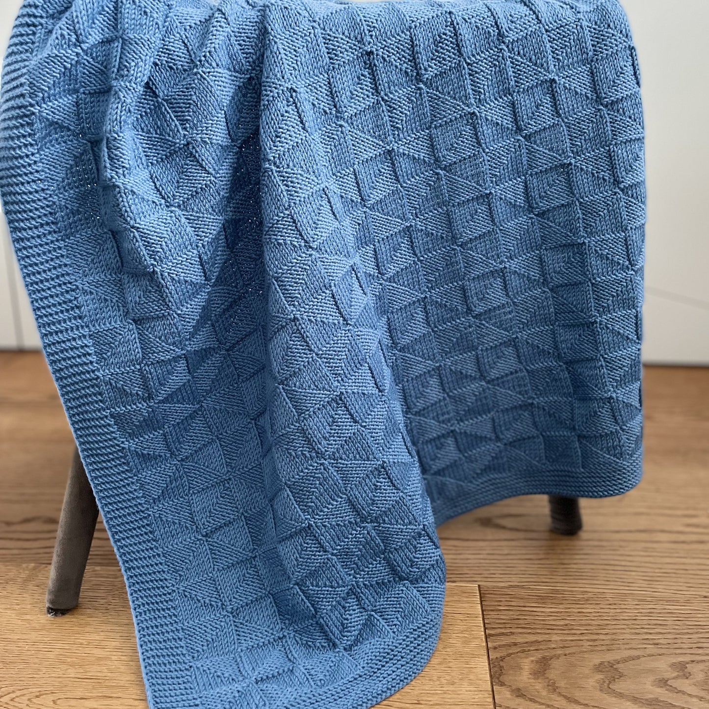 Pinwheels - Reversible Blanket Knitting Pattern (PDF)