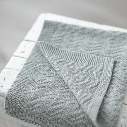 Zig Zag - Reversible Blanket Knitting Pattern (PDF)